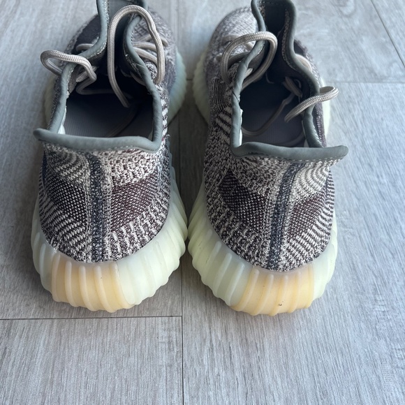 Adidas Yeezy Boost 350 V2, Men’s size 12, Zyon - Picture 5 of 13